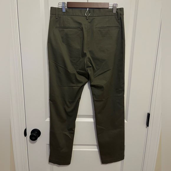 Banana Republic Slim Fit Olive Green Chino - Picture 2 of 6